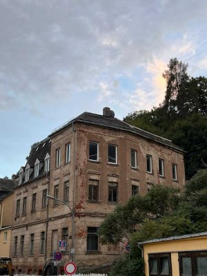 Geräumiges, preiswertes 25-Raum-Mehrfamilienhaus in Greiz