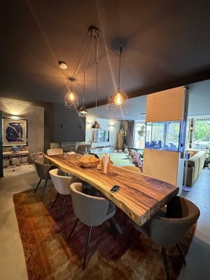 Penthouse-Feeling mit privater Wellness-Oase – Designerwohnung mit Sauna, Whirlpool,Kamin,Smart-Home