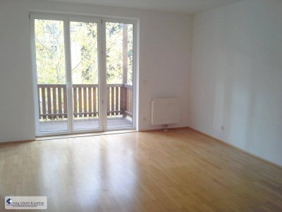 3 Zimmer mit Balkon und Grünblick im Zentrum