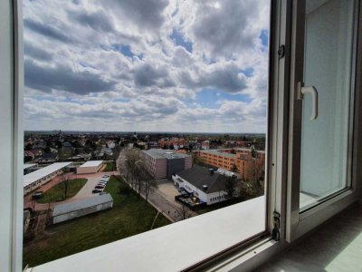 Aufzug und barrierefreier Zugang! 2-Zimmer-Wohnung im 9.OG!