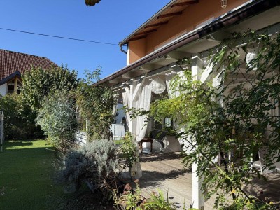 Großes Wohnhaus in Wels! Besichtigungstermin SA 22.11. 10-12 Uhr!