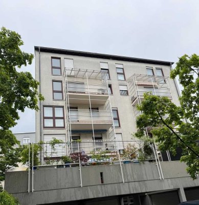 Neuwertige 6-Zimmer-Wohnung in Mannheim-Käfertal mit Balkon, Garage und Außenstellplatz, Erbpacht