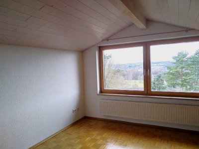 Stilvolle, gepflegte 1,5-Zimmer-Dachgeschosswohnung mit Einbauküche in Weingarten