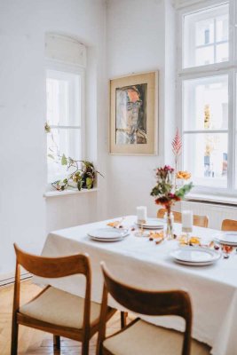 Einzigartig schöne Altbauwohnung - als Kapitalanlage oder zum Eigennutzen