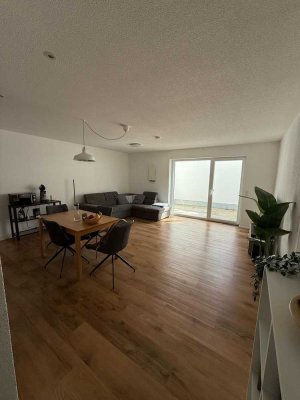 Moderne 2,5 Zimmer–Zimmer Wohnung in Top–Lage Einbauküche, TG–Stellplatz & Aufzug inklusive