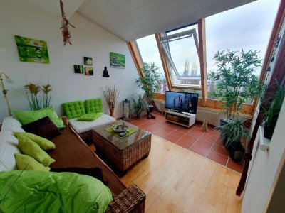 Neuer Preis! Mit ca. 26m² Dachterrasse, Exquisite Wohnung auf zwei Ebenen!