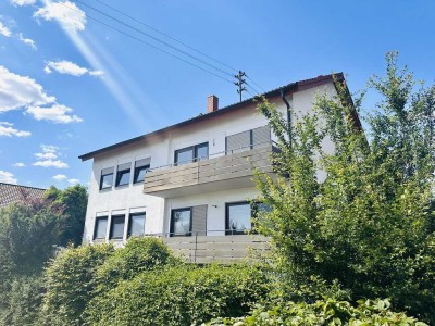 Vermietetes Mehrfamilienhaus mit 4 Wohneinheiten 
in ruhiger Feldrandlage