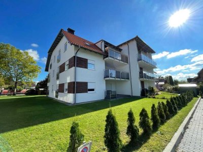 Moderne Dachgeschosswohnung in Lehre mit Balkon