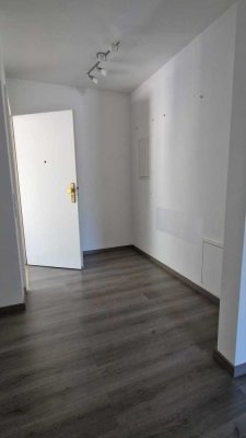3 ZKB Wohnung Krombach in ruhigem Mehrfamilienhaus