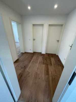 Schöne 3-Zimmer-EG-Wohnung mit gehobener Innenausstattung mit Terrasse und Einbauküche in Amberg