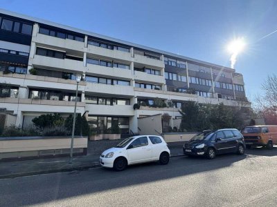 Vermietete 2-Zimmer-Wohnung mit 2 Balkonen und Garage