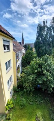 Top-gepflegte zentrale 3-Zimmerwohnung mit Balkon