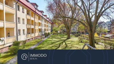 � Familien Traum in Grüner Oase - lichtdurchflutete 5 Zimmer Dachgeschoss Wohnung mit West Balkon