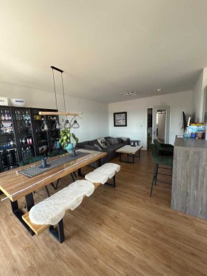 Moderne, hochwertige 3-Zimmer-Wohnung mit Balkon