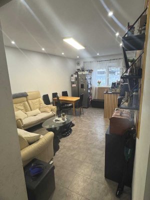 3 Zimmer Wohnung mit offener Küche