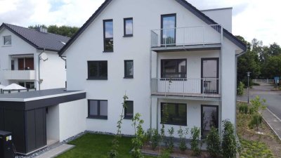 (fast) Erstbezug - Schöne Neubauwohnung mit Küche in Bad Salzuflen