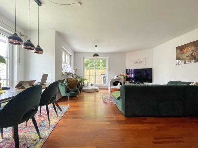 Exklusive 3-Zimmer-Wohnung in der Stadtvilla: modernes Wohnen mit zwei Balkonen!