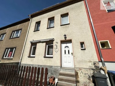 Reihenmittelhaus in Lößnitz mit 6 Zimmern: Einfamilienhaus zentrumsnah mit Erweiterungspotential
