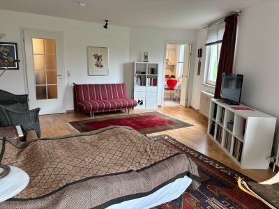 Große,  attraktive 1-Zimmer-Wohnung mit Balkon in Berlin-Weißensee – bezugsfrei!