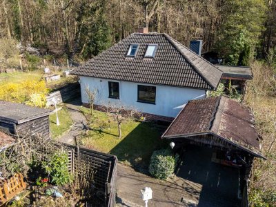 Provisionsfrei: Renovierter 3-Zimmer-Bungalow in Traumlage von Oedeme