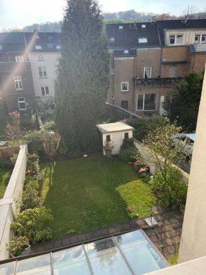 Gepflegte 2,5-Zimmer-Wohnung im 1. OG in Essen