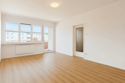 Neu renovierte 3-Zimmer-Wohnung mit Balkon in Salzburg-Maxglan