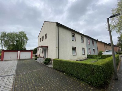 Doppelhaushälfte mit Garage und Pkw-Stellplatz in Dortmund
