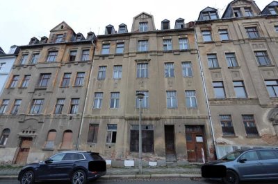 unsaniertes Wohn- und Geschäftshaus / Reihenmittelhaus in Plauen