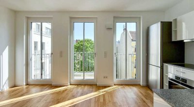 Helle Wohnung zur ruhigen Hofseite mit Südbalkon - zentral gelegen mit guter Anbindung