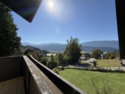 Großes Wohnhaus mit Garage, Keller, Wellblechgarage und Gartenhaus in sonniger und ruhiger Lage mit unverbaubarem Ausblick
