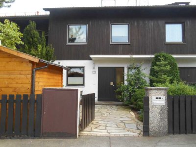 Stilvolle 1 WG-Zimmer im Haus mit Balkon und EBK in Sauerlach