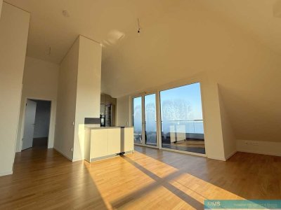 Dachgeschoß mit Blick auf die Dahme - Erstbezug - drei Dachterrassen und Parkplatz!