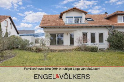 Familienfreundliche Doppelhaushälfte in ruhiger Lage von Mußbach!