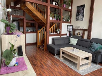 1992 errichtete Maisonette-Wohnung mit Terrasse und Stellplatz