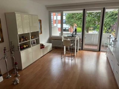Modernisierte Wohnung mit drei Zimmern und Balkon und Stellplatz in Lilienthal
