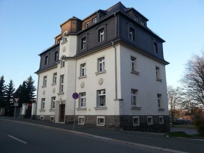 Kapitalanlage mit Potenzial: Modernisiertes Mehrfamilienhaus in bevorzugter Lage von Falkenstein/Vog