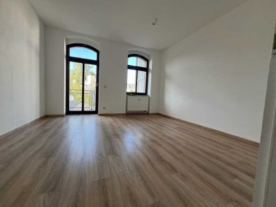 2.OG mit Gäste-WC + modernes Laminat - WG geeignet - frei ab 1.9.24