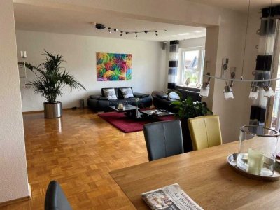 Modernisierte 3-Zimmer-Wohnung mit Balkon, Gartenanteil und Stellplatz – bezugsfrei ab sofort -