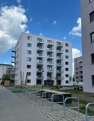 Erstbezug ohne WBS! 2 Zimmer Wohnung mit offener Wohnküche, Keller, Balkon, Kammer
