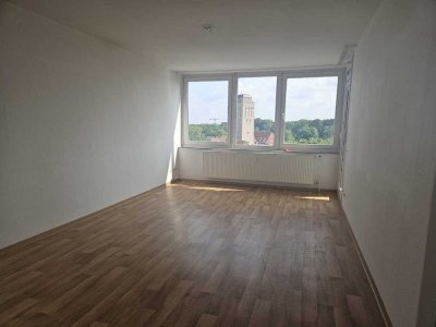 Frisch renovierte 2-Zimmer-Wohnung mit Balkon zentral in Delmenhorst-City!