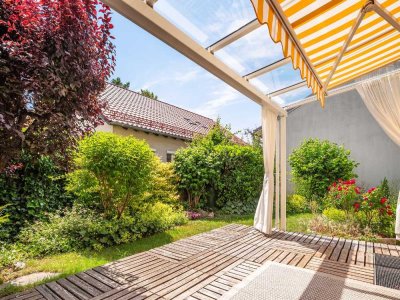 MAIER - 4- Zimmer-Gartenwohnung mit EBK, 2 TG-Einzelstellplätze zur Südwestseite