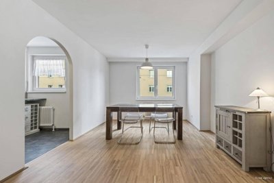 Modernisierte 2-Zimmerwohnung mit separater Küche