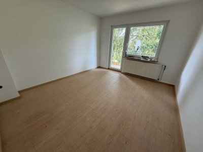 Erstbezug nach Sanierung mit Balkon!