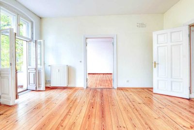 PROVISIONSFREI: KLASSISCH SCHÖNE ALTBAUWOHNUNG IM BELIEBTEN FRIEDRICHSHAGEN