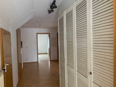 Geräumige 3-Zimmer-Wohnung direkt am Skyper* mit Wohnküche* und Tageslichtbad*