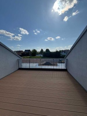 Erstbezug! Exklusiver Neubau, 2-Zimmer-Wohnung im Dachgeschoss mit Dachloggia