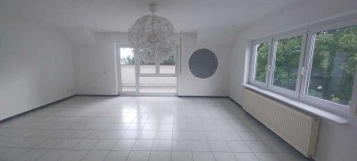 Lichtdurchflutete 4-Zimmer-Wohnung mit zwei Balkons in Balingen-Frommern