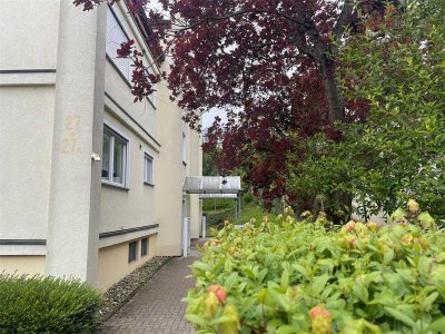 Gepflegte 2 Zi. Whg. mit Südbalkon und TG Stelllplatz in Pforzheim - Nordstadt.