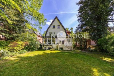 Historische Villa mit viel Gestaltungspotenzial in HH-Groß Flottbek