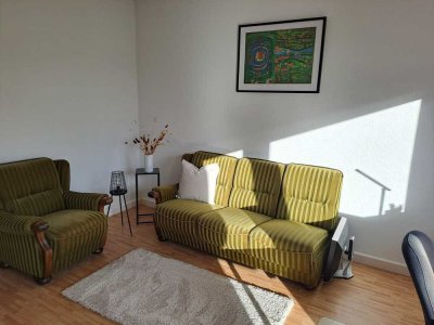 Helle 2 Zimmer Wohnung mit Balkon auf dem Lindenhof